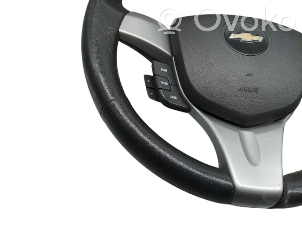 Steering wheel   95273784