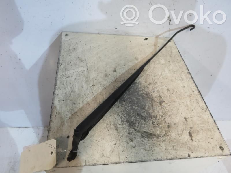 Citroen C2 Wischerarm vorne 
