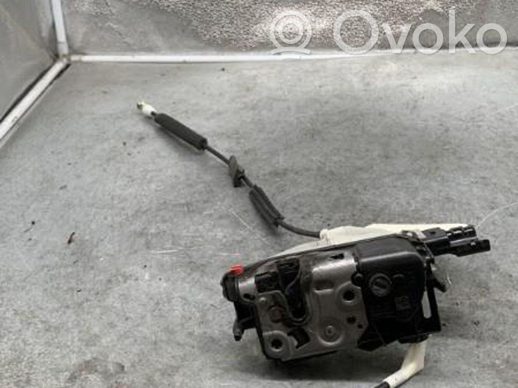Rear door lock   9800624880