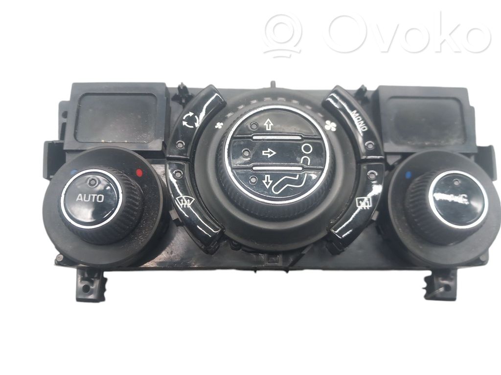 Citroen C3 Picasso Panel klimatyzacji 