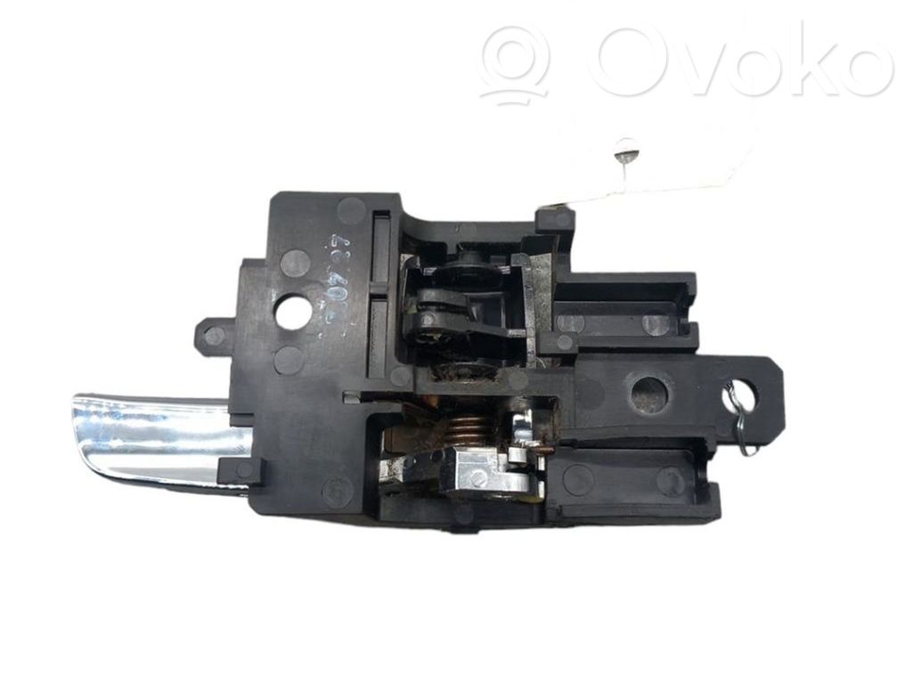 Manecilla interna puerta trasera   1607862380