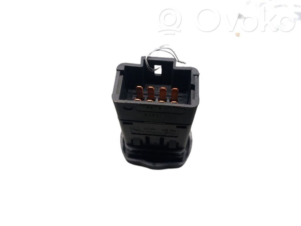 Botón interruptor de luz de peligro   252905315R