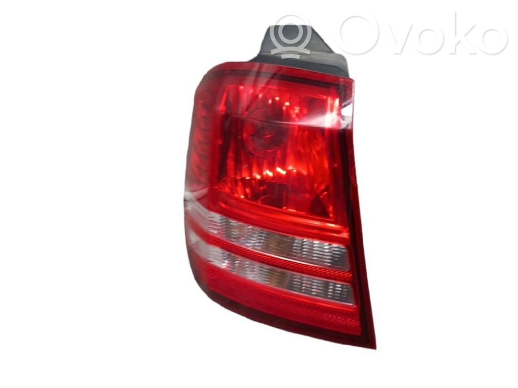Rear/tail lights   5067785AB