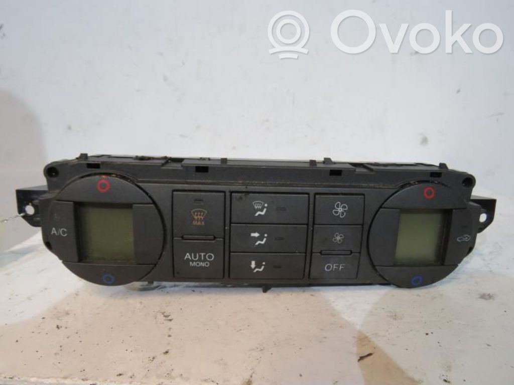 Ford C-MAX I Climate control unit 