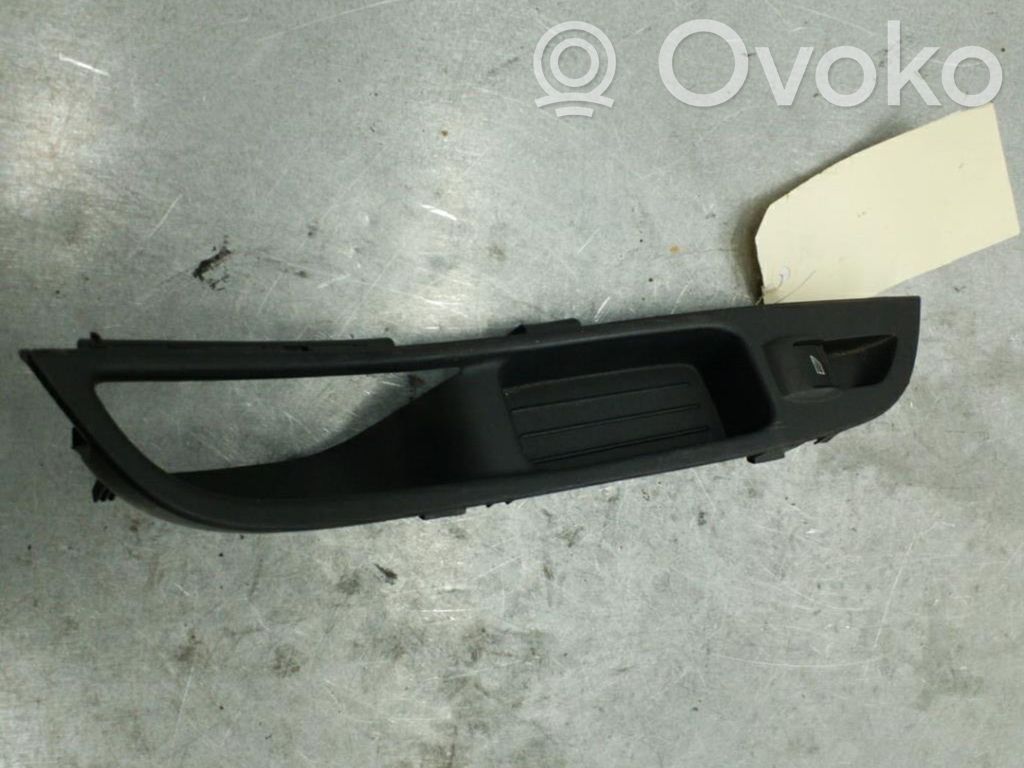 Electric window control switch   1746832