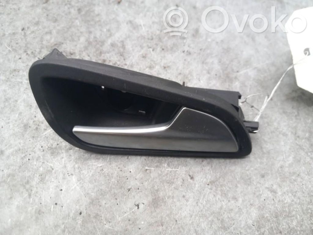 Rear door interior handle   1746825