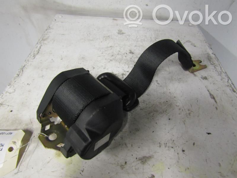 Ford Mondeo Mk III Cinturón trasero 
