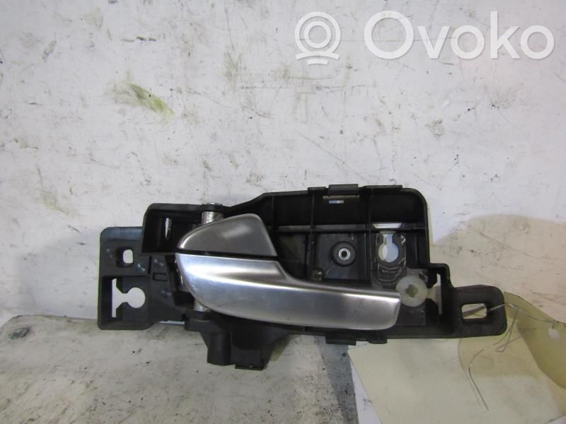 Ford Mondeo MK IV Manecilla interna puerta trasera 