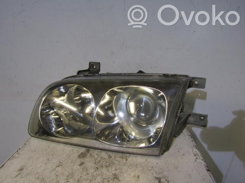 Phare frontale   921033A020