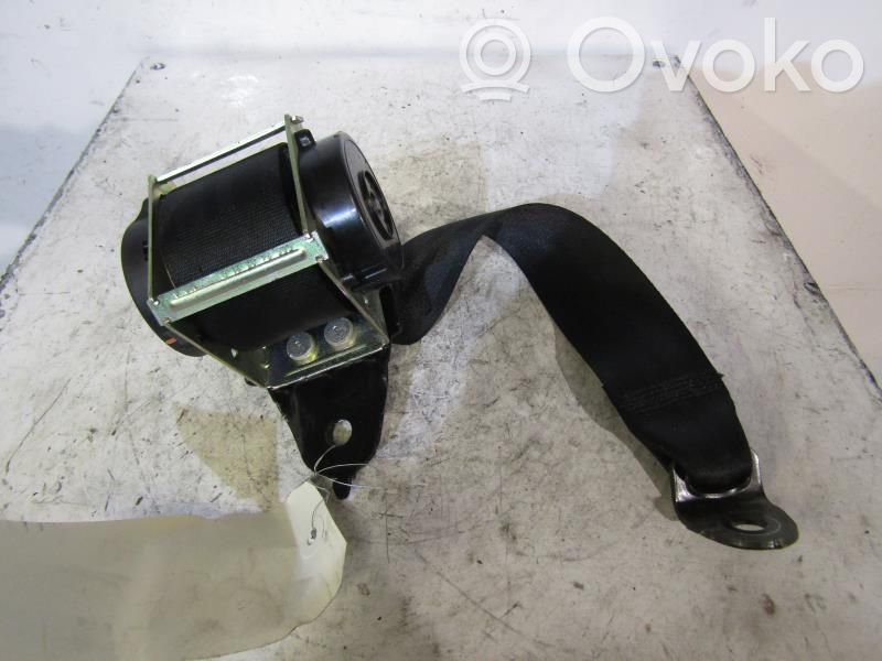 Mazda 3 I Cinturón trasero 