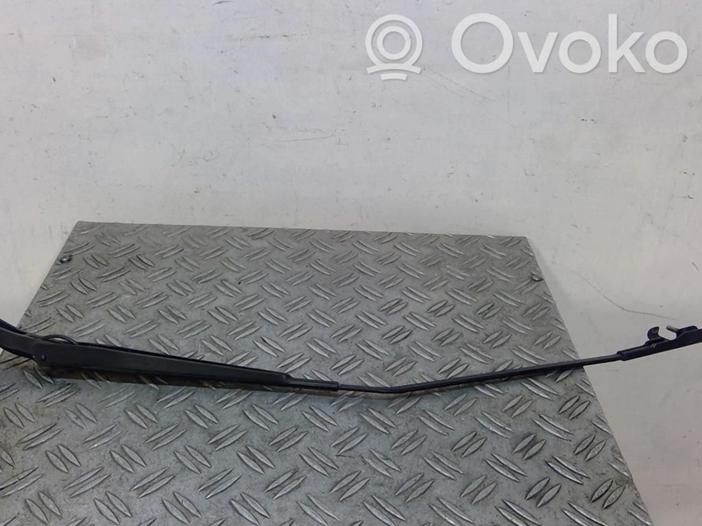 Front wiper blade arm   BP4L67321E