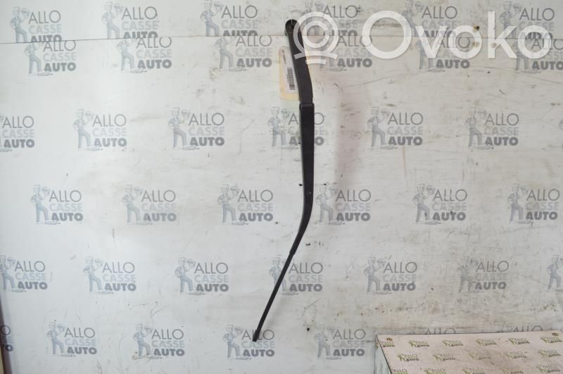 Front wiper blade arm   GJ6E67321B
