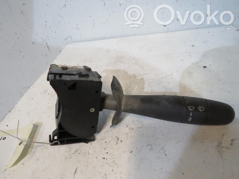 Opel Movano A Pyyhkijän vipu 