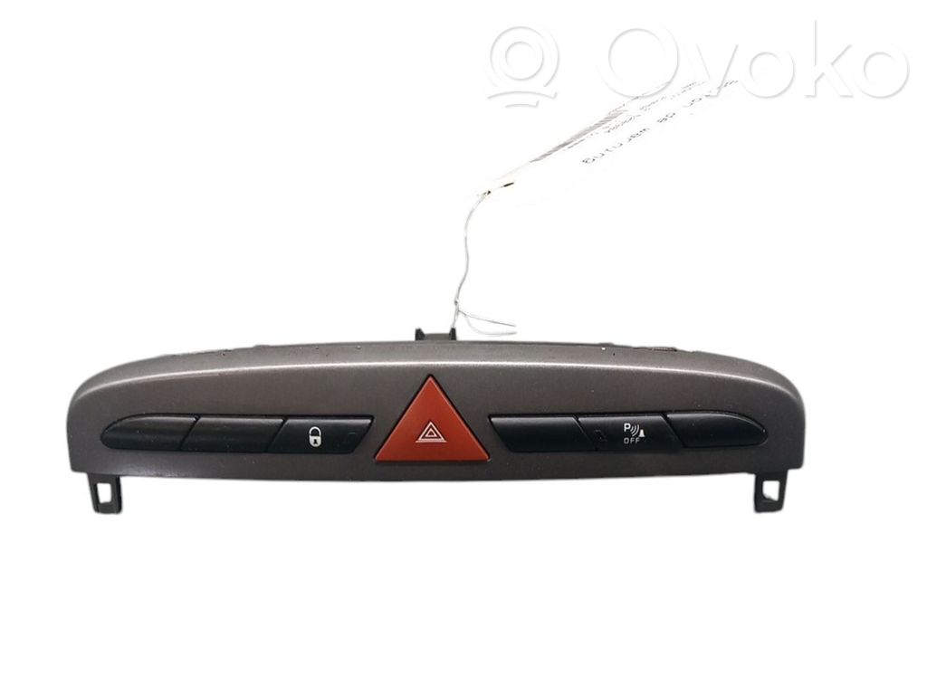Peugeot 308 Interruttore luci di emergenza 