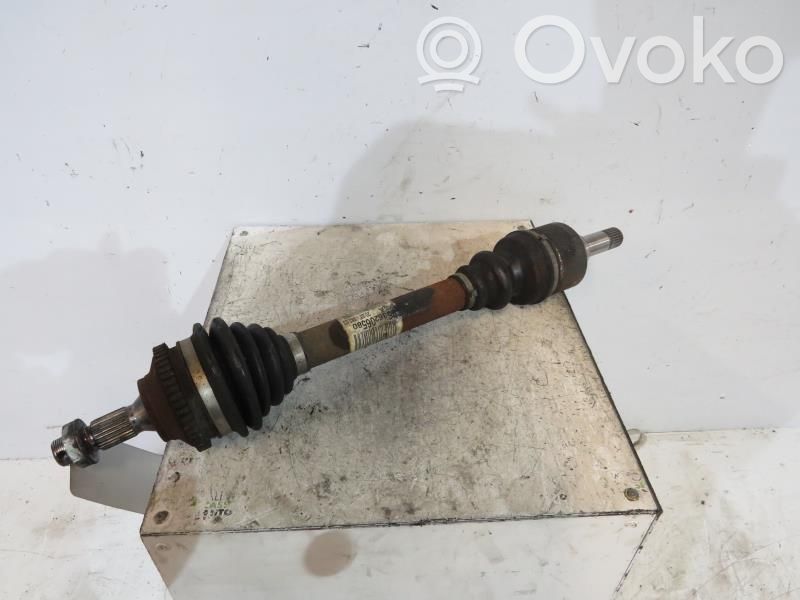 Etuvetoakseli   32721P,069ST9348