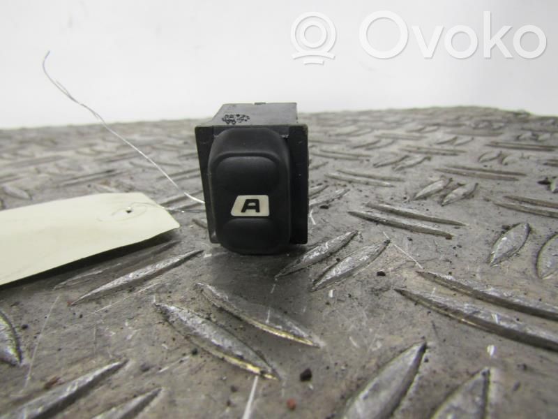 Electric window control switch   655471