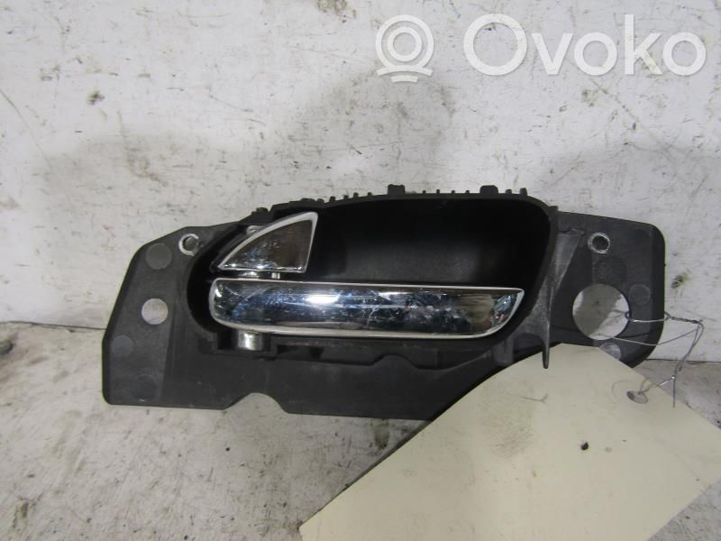 Peugeot 607 Manecilla interna puerta trasera 