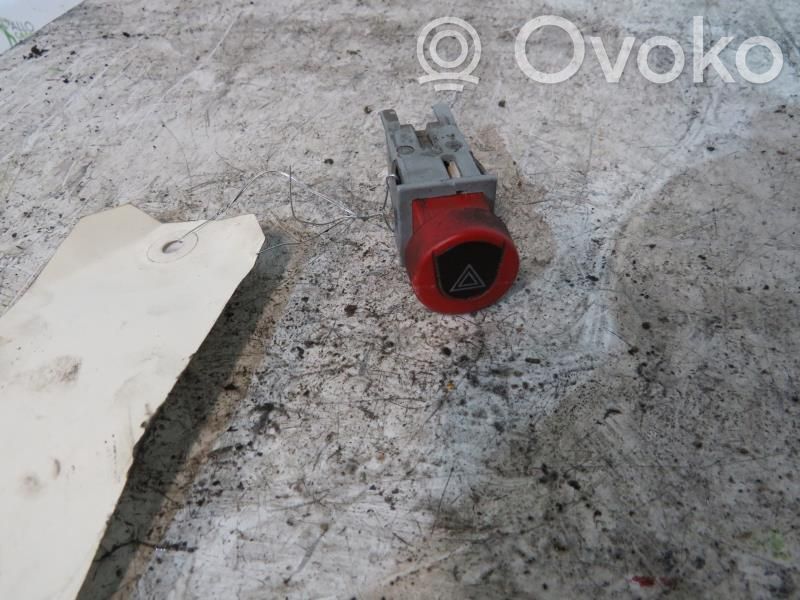 Botón interruptor de luz de peligro   655491