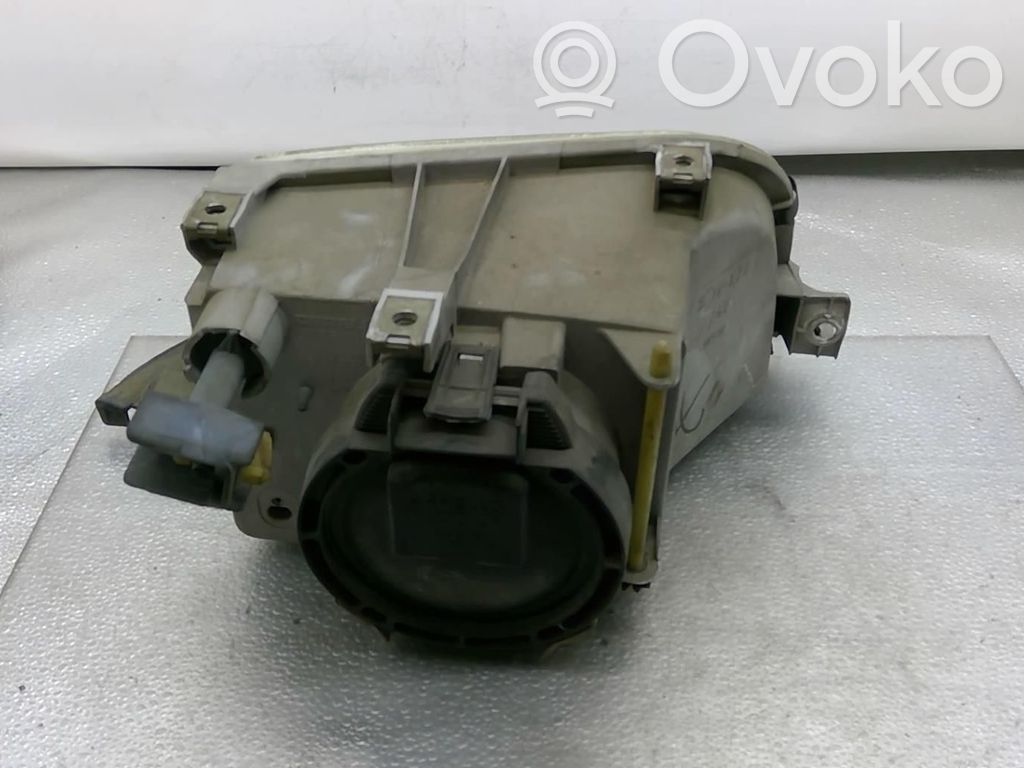 Headlight/headlamp   7701034146