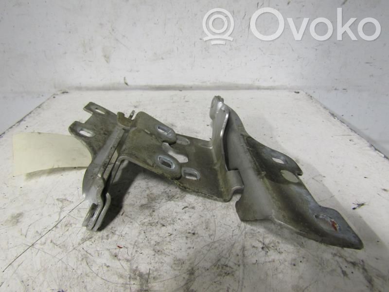 Engine bonnet/hood hinges   8200715439