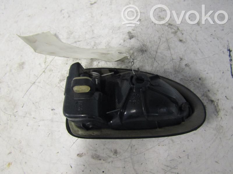 Renault Clio II Manecilla interna puerta trasera 