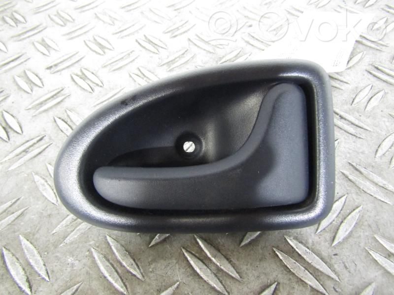 Renault Clio II Manecilla interna puerta trasera 