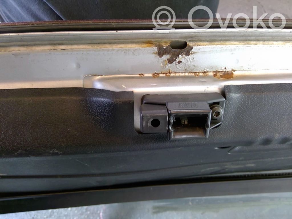 Puerta del maletero/compartimento de carga   7751466998