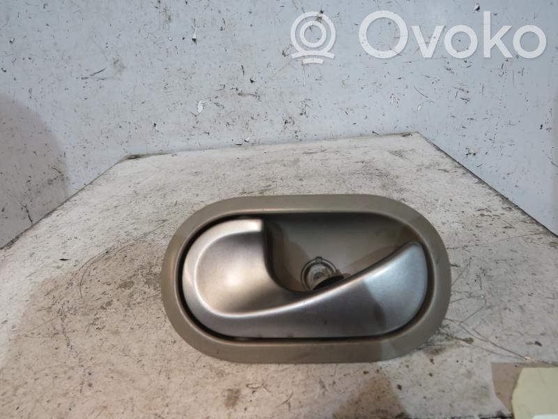 Renault Twingo II Manecilla interna puerta delantera 