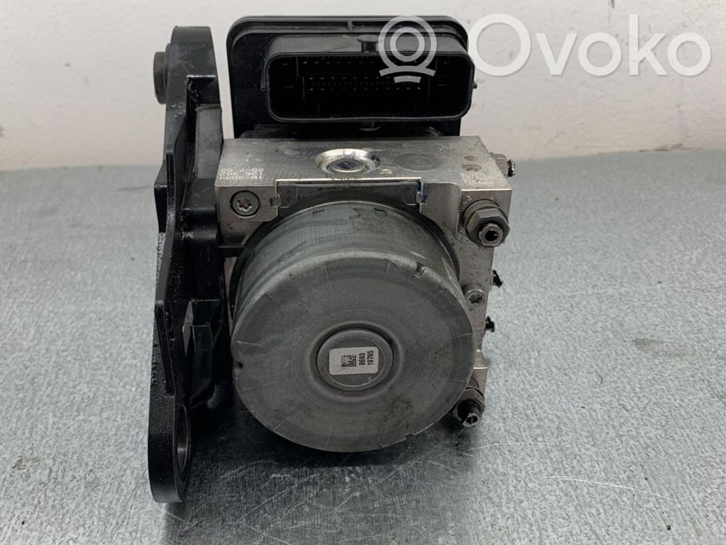 Skoda Octavia Mk3 (5E) ABS Pump 