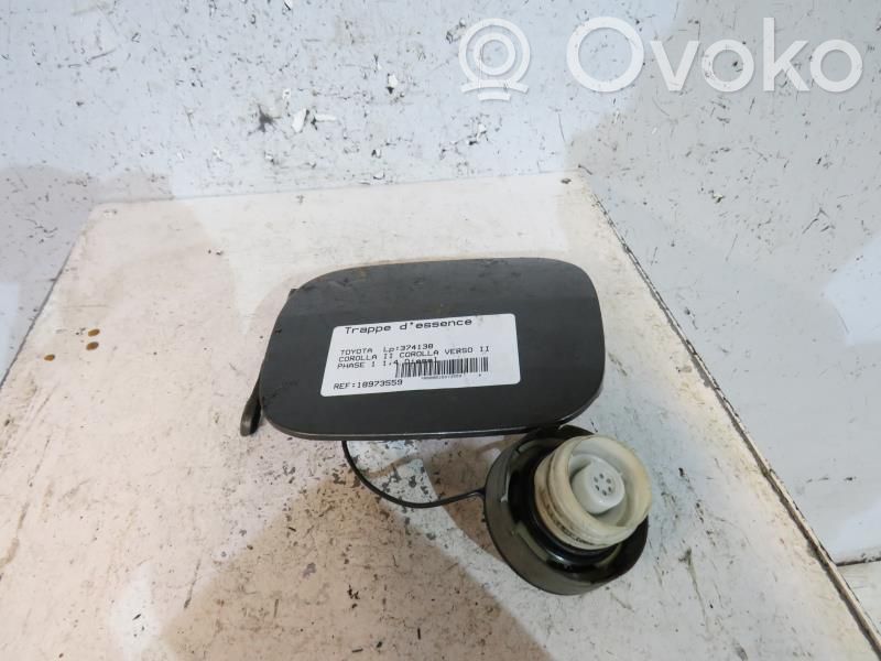 Toyota Corolla E120 E130 Fuel tank cap 