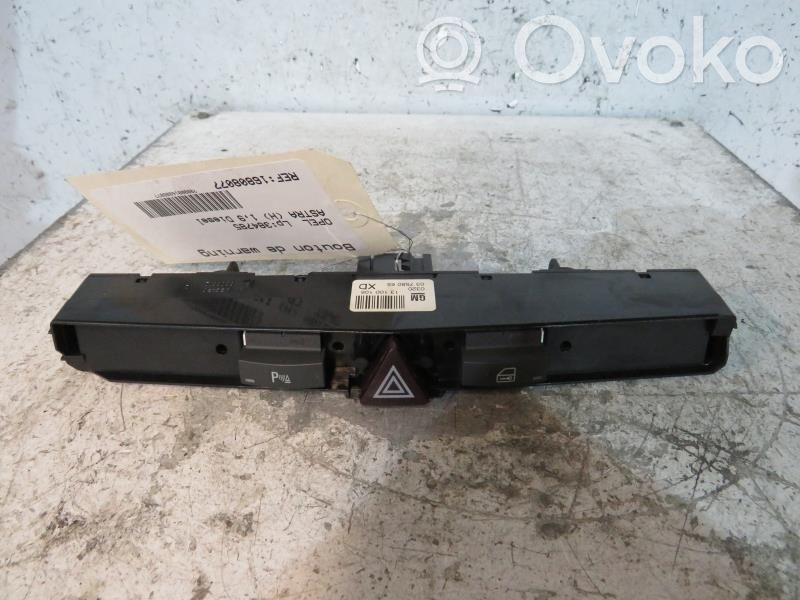 Opel Astra H Hazard light switch 