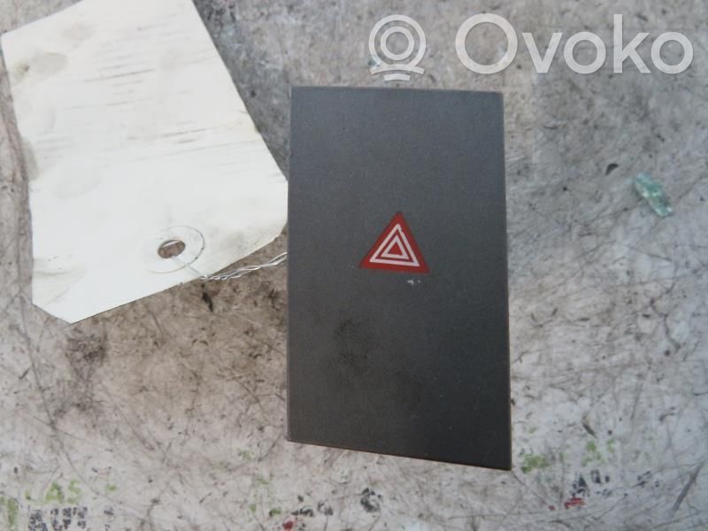 Hazard light switch   13138255