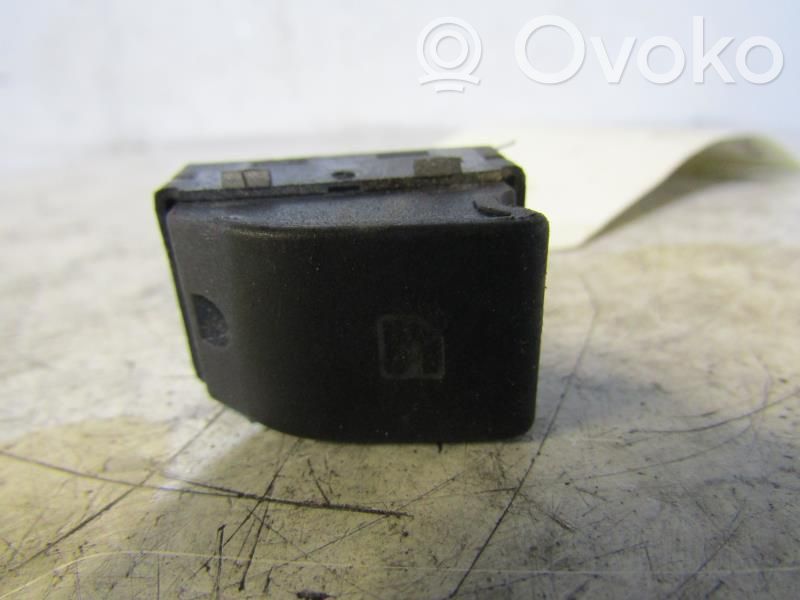 Electric window control switch   5Z09598561NN