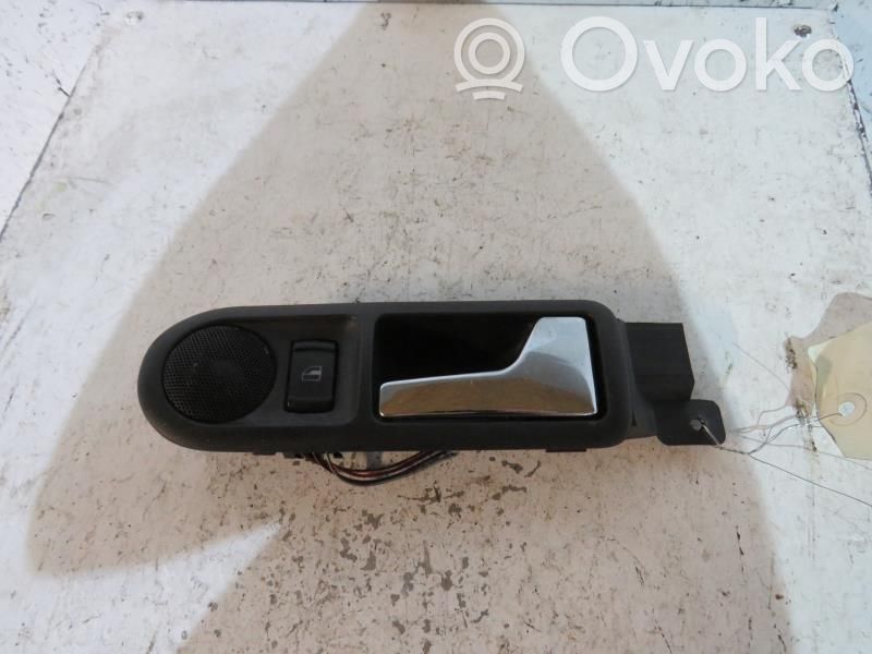Volkswagen Golf IV Manecilla interna puerta trasera 
