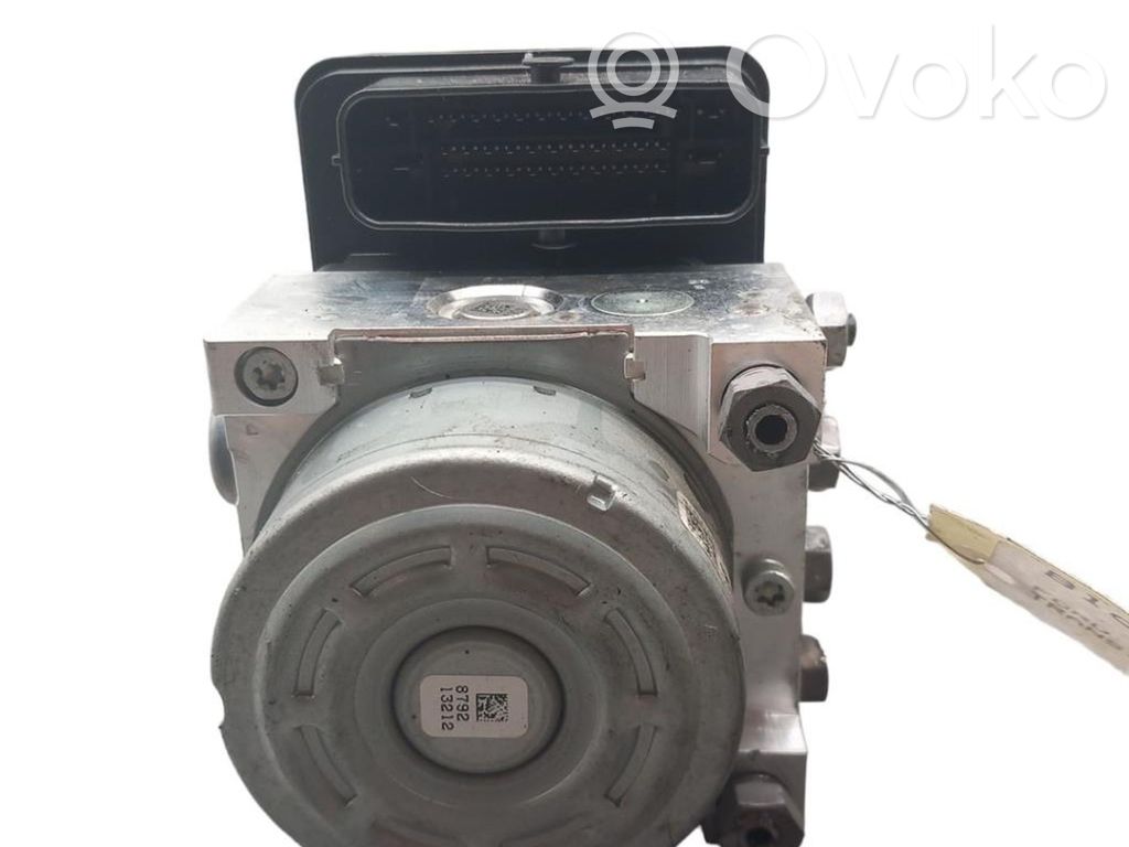 Ford Transit Courier ABS Pump 