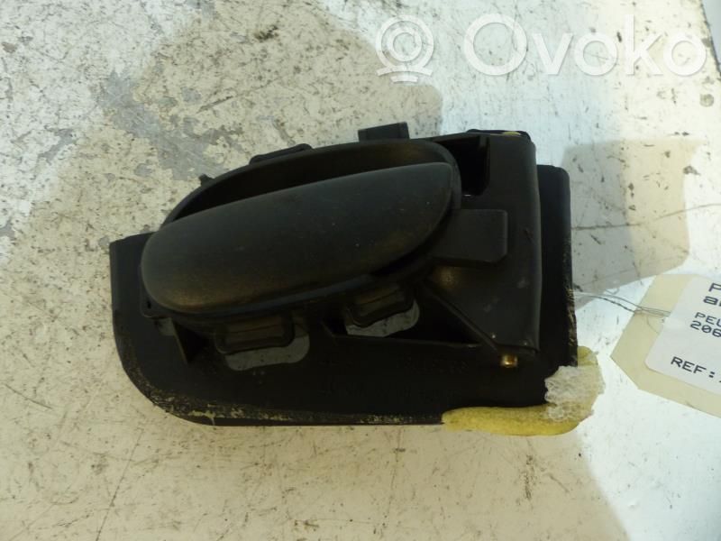 Peugeot 206 Klamka wewnętrzna drzwi tylnych 