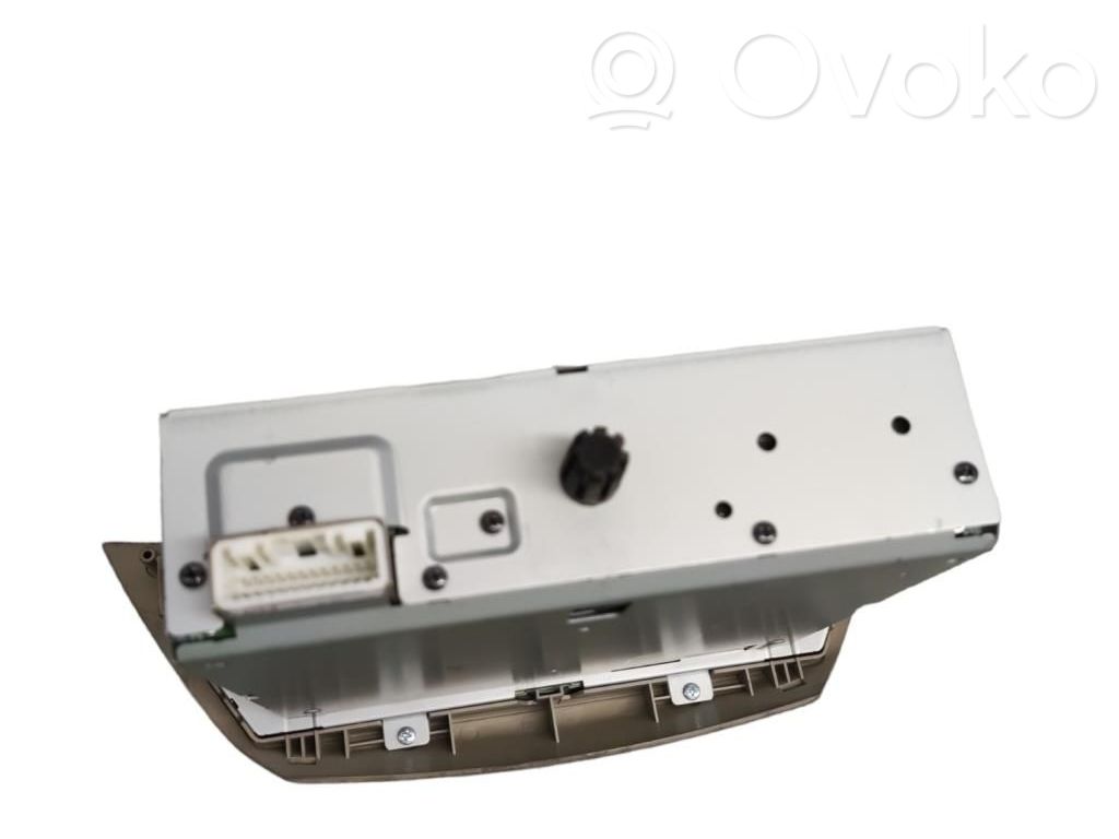 Renault Laguna III Panel / Radioodtwarzacz CD/DVD/GPS 