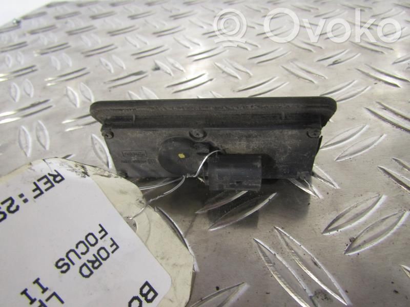 Ford Focus Tailgate opening switch 
