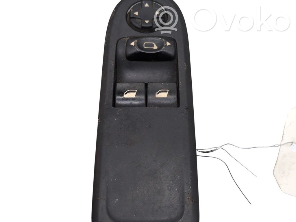 Interruptor del elevalunas eléctrico   649024