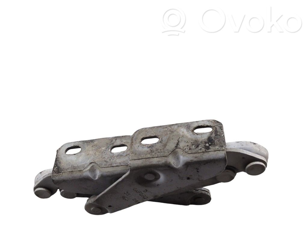 Engine bonnet/hood hinges   7700352479