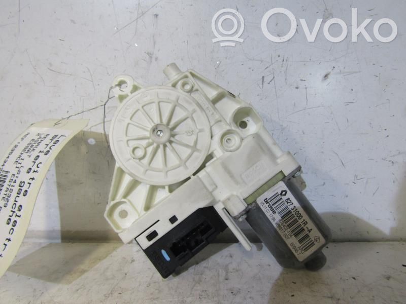 Regulador de puerta trasera con motor   827010001R