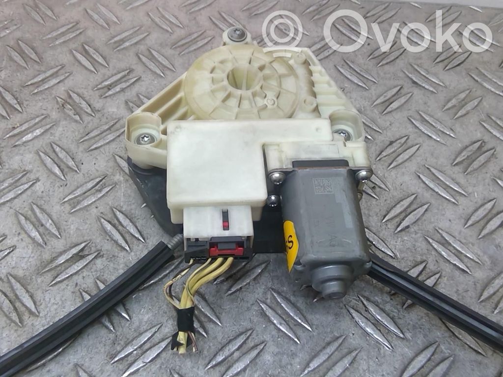 Regulador de puerta trasera con motor   5G4839462C