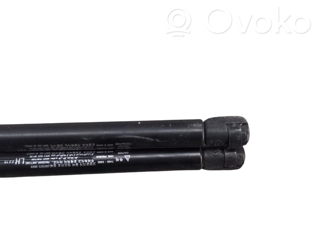 SsangYong Korando Tailgate/trunk strut/damper 