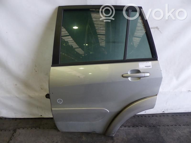 Toyota RAV 4 (XA20) Portiera anteriore