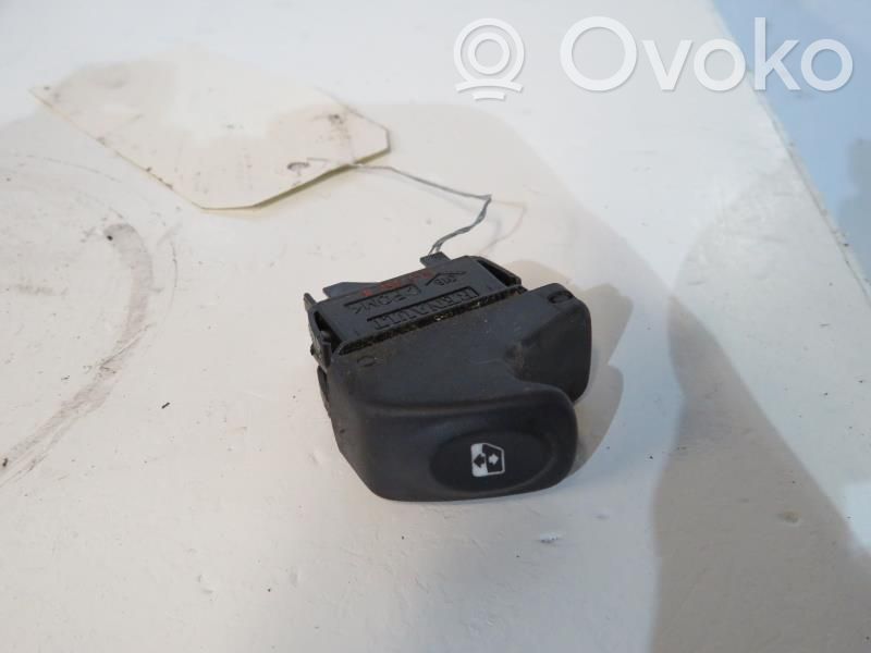 Renault Clio II Interruptor del elevalunas eléctrico 