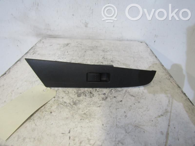 Interruptor del elevalunas eléctrico   BP4L66380