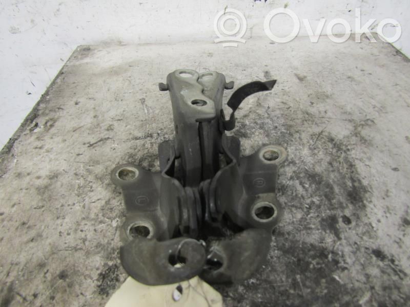 Engine bonnet/hood hinges   5341002050