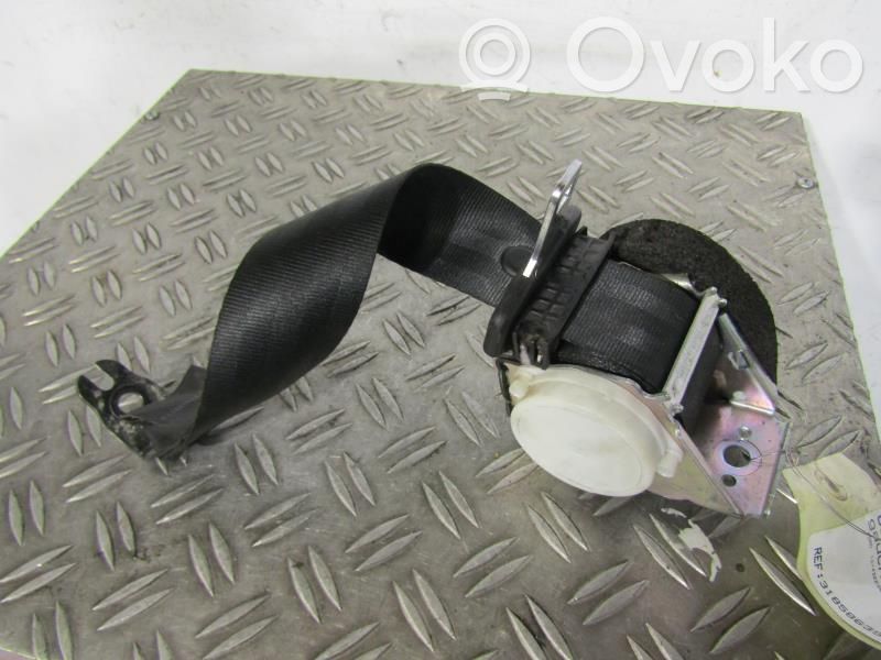 Ford Focus Takaistuimen turvavyö 