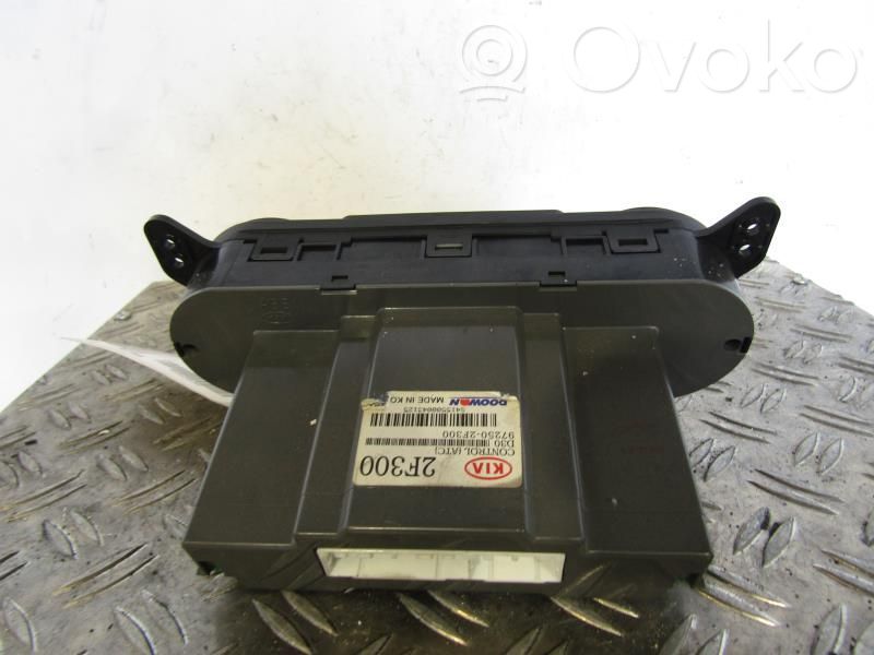 KIA Cerato Unitate control climatizare 