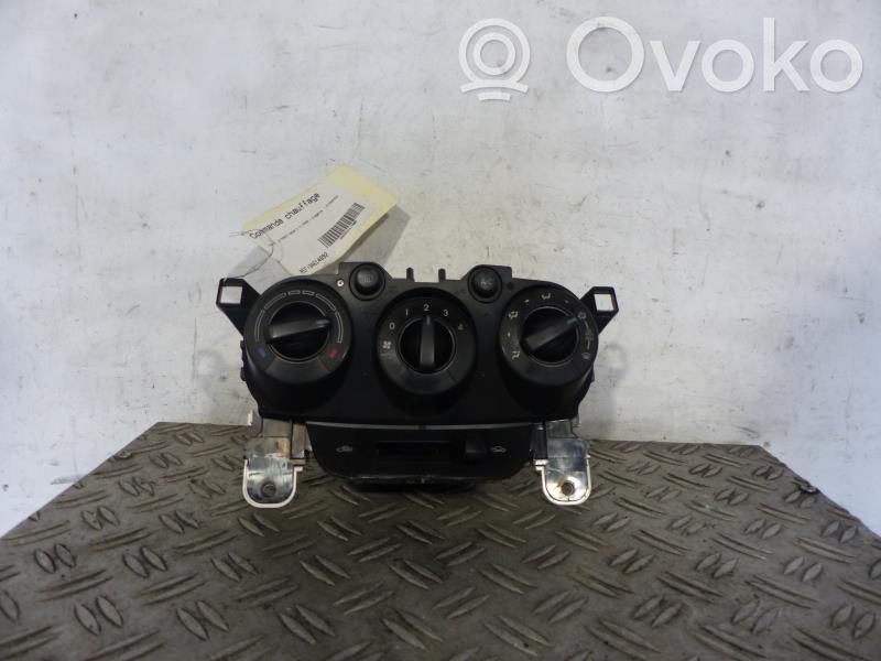 Mazda 2 Ilmastoinnin ohjainlaite 